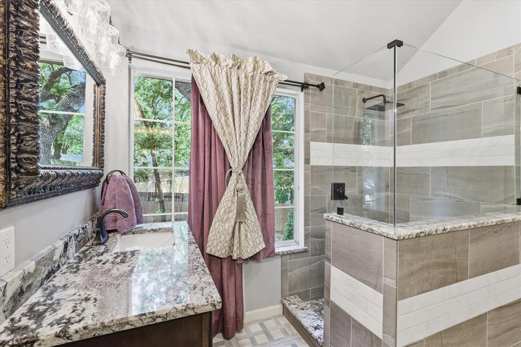 Lakes Of Highland Oaks The - Residential