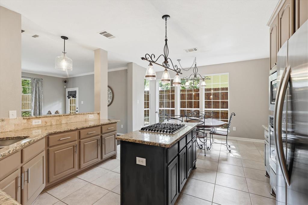 Lakes Of Highland Oaks The - Residential