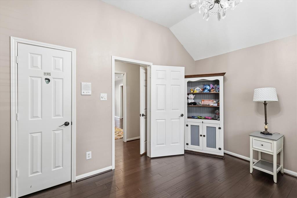Lakes Of Highland Oaks The - Residential