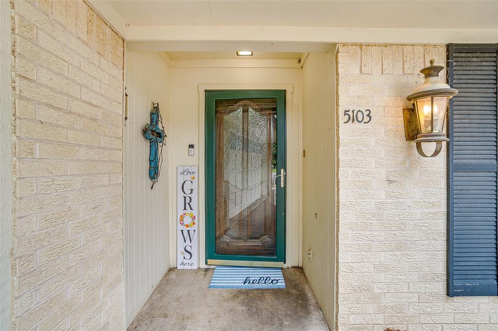 Royal Oaks - Residential