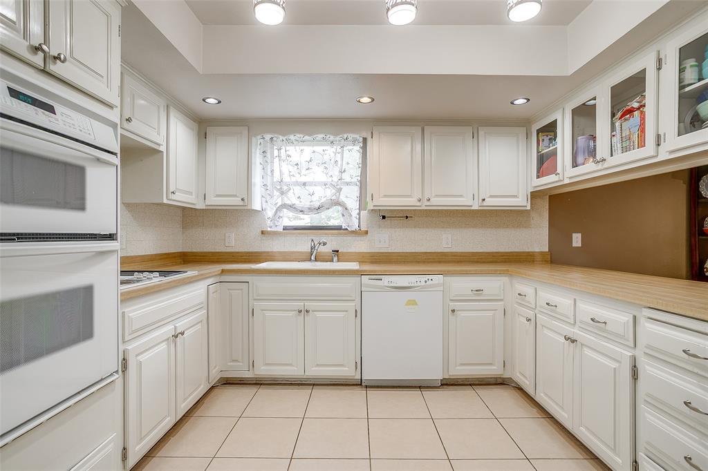Royal Oaks - Residential