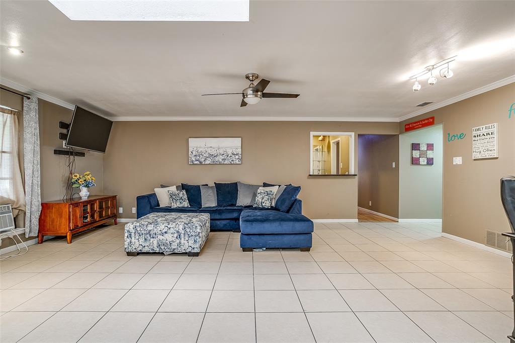 Royal Oaks - Residential