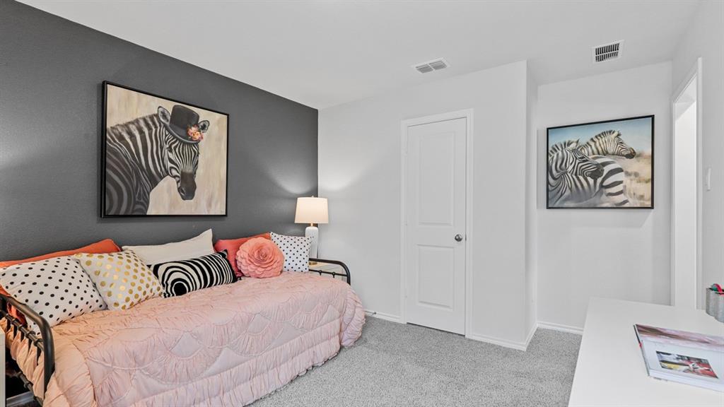 Townes Landing - D.R. Horton - Residential