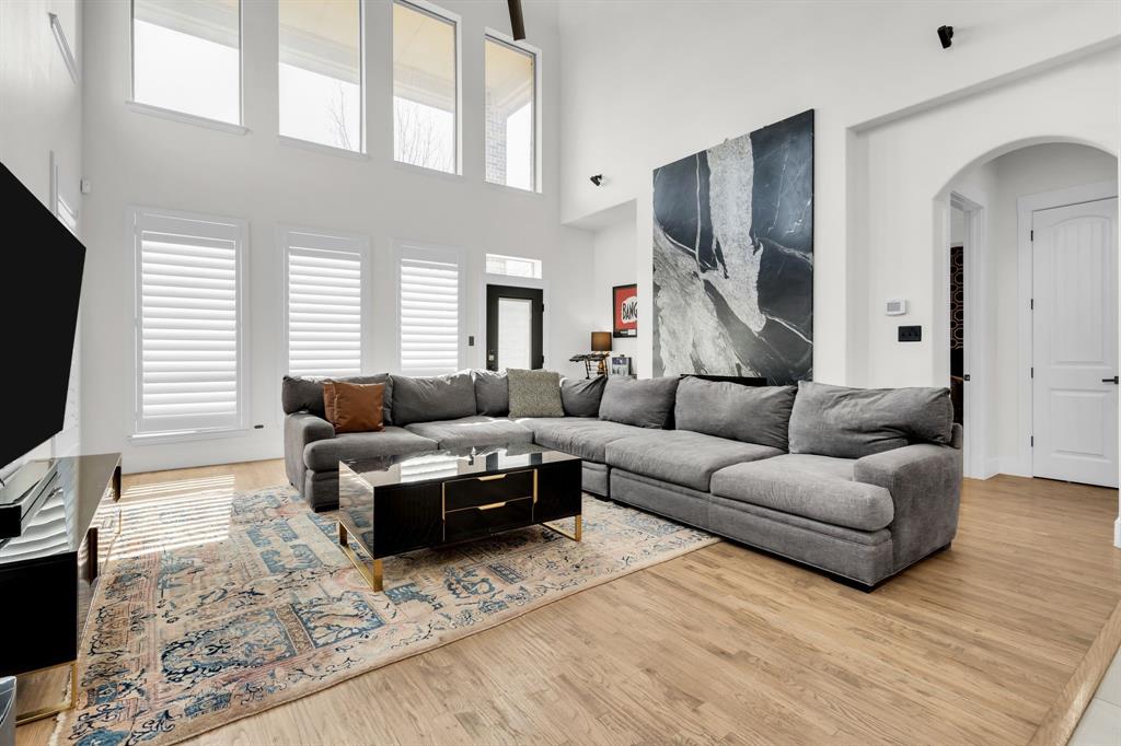 Isabel Add - Residential