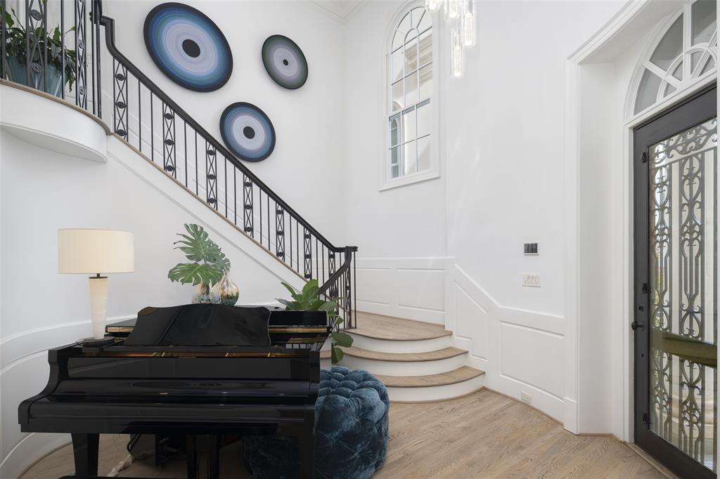 Regents Park - Residential