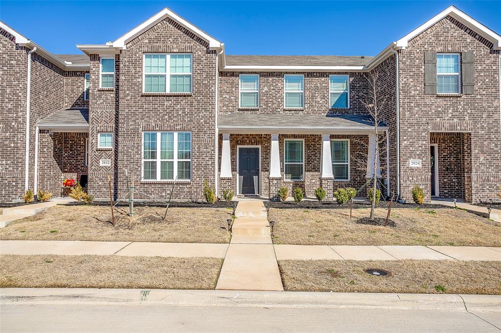 Cloverleaf - Residential