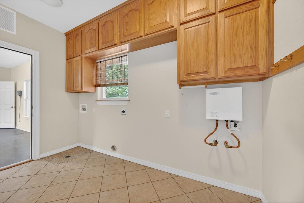 Lakefront Shores - Residential