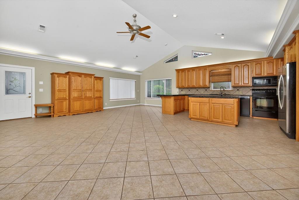 Lakefront Shores - Residential