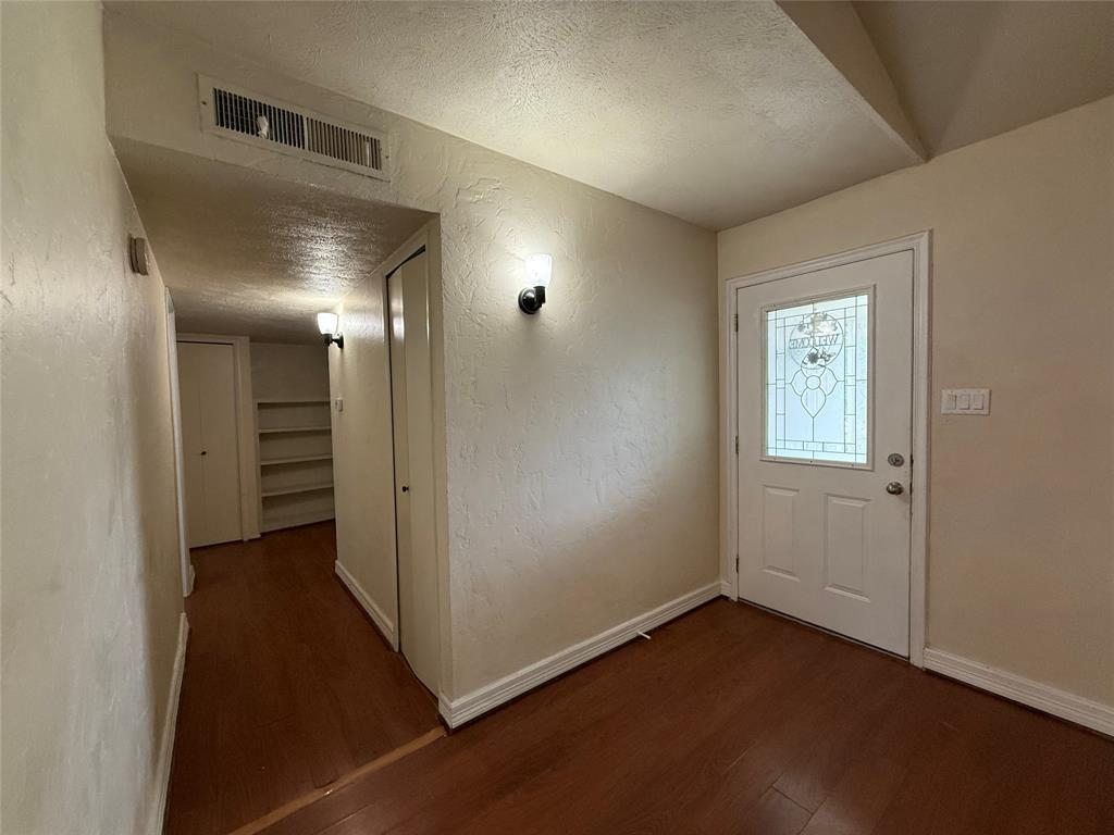 South Lake 3 - Residential
