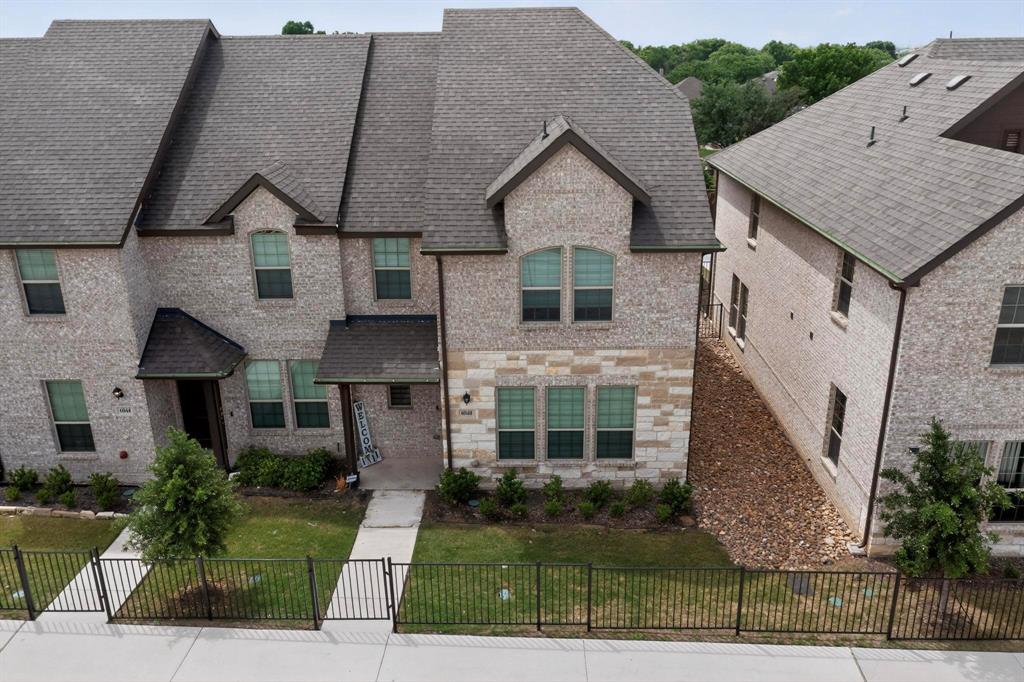 Bursey Road Twnhms - Residential