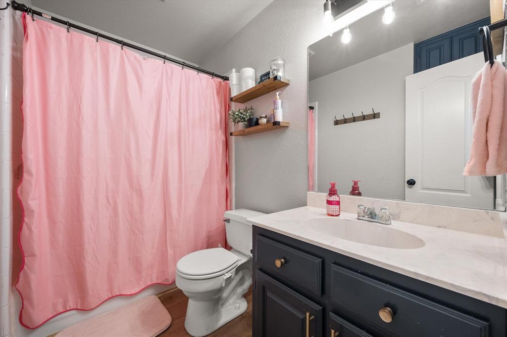 ABS A10139 R CARADINE ABST TRACT 21A - Residential