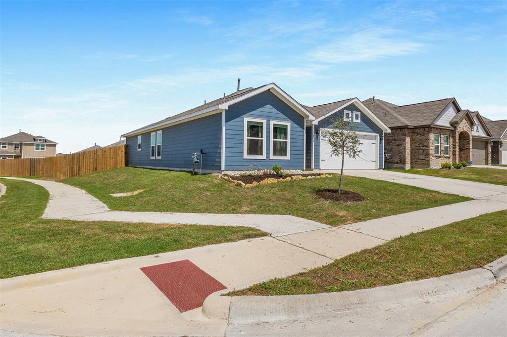 Vista West II - Residential