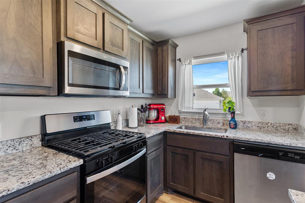 Vista West II - Residential