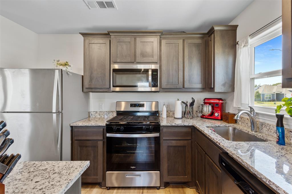 Vista West II - Residential