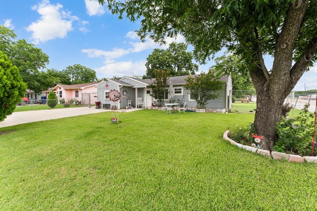 Pleasant Manor - Residential