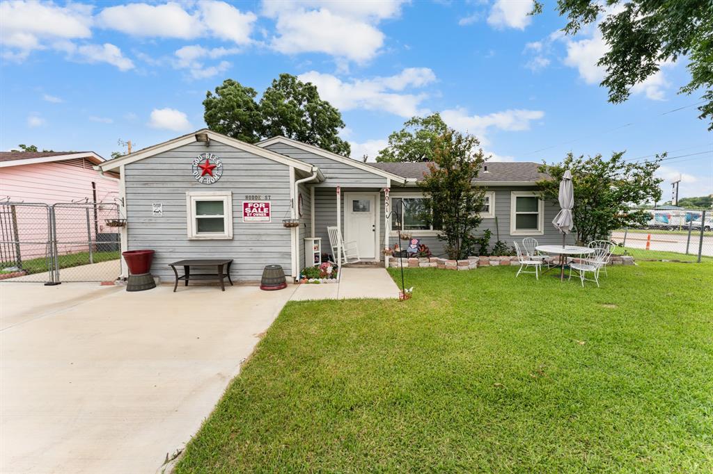 Pleasant Manor - Residential
