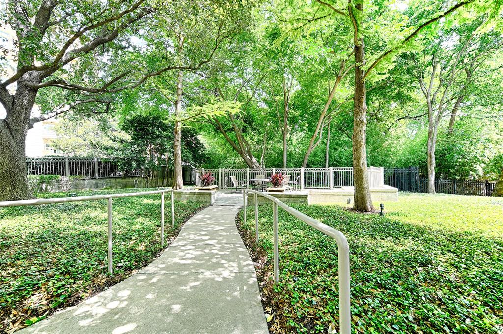 Plaza at Turtle Creek Residences Ph - Residential