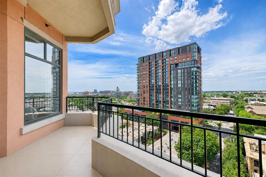 Plaza at Turtle Creek Residences Ph - Residential