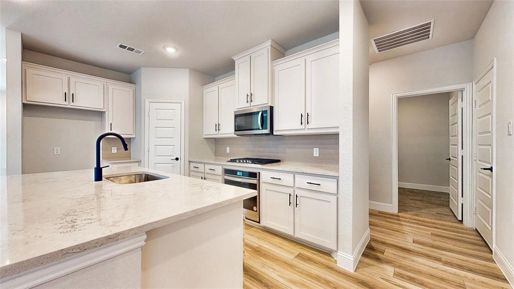 Overland Grove - Residential