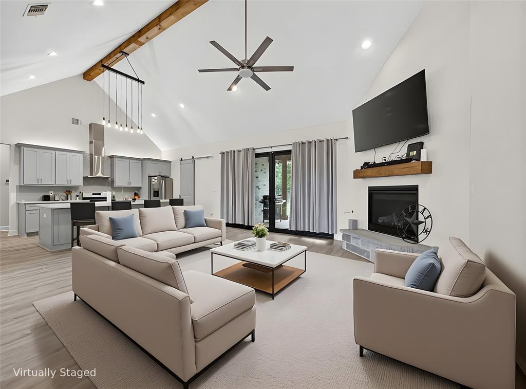 White Bluff #18 - Residential
