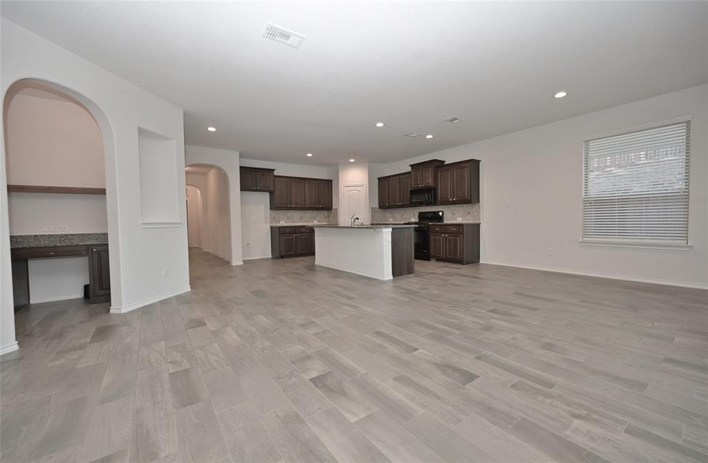 Oak Creek Trails - Residential Lease