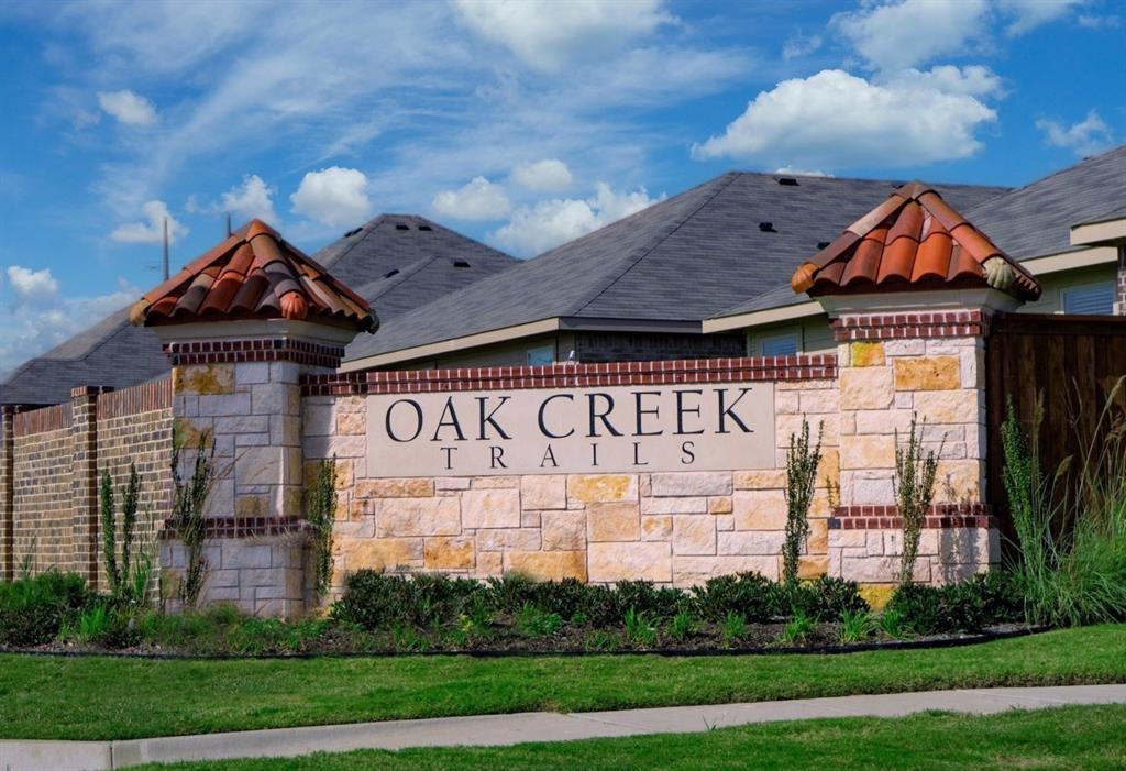 Oak Creek Trails - Residential Lease