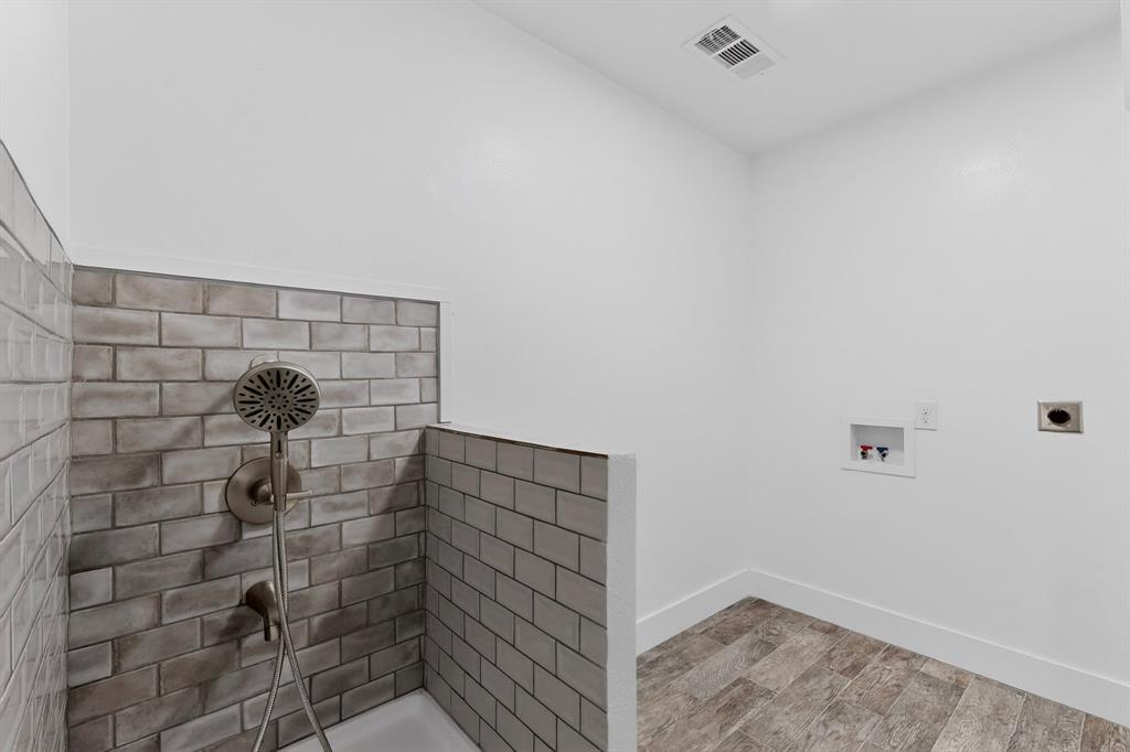 Cross Timbers 6 - Residential