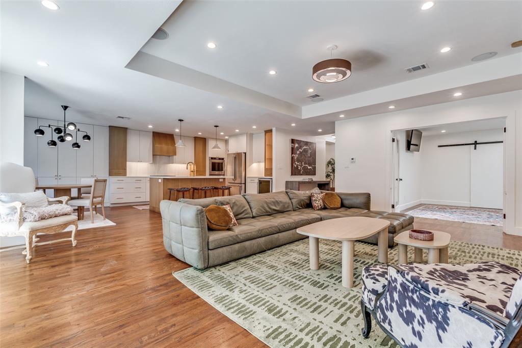 Caruth Hills 01 - Residential