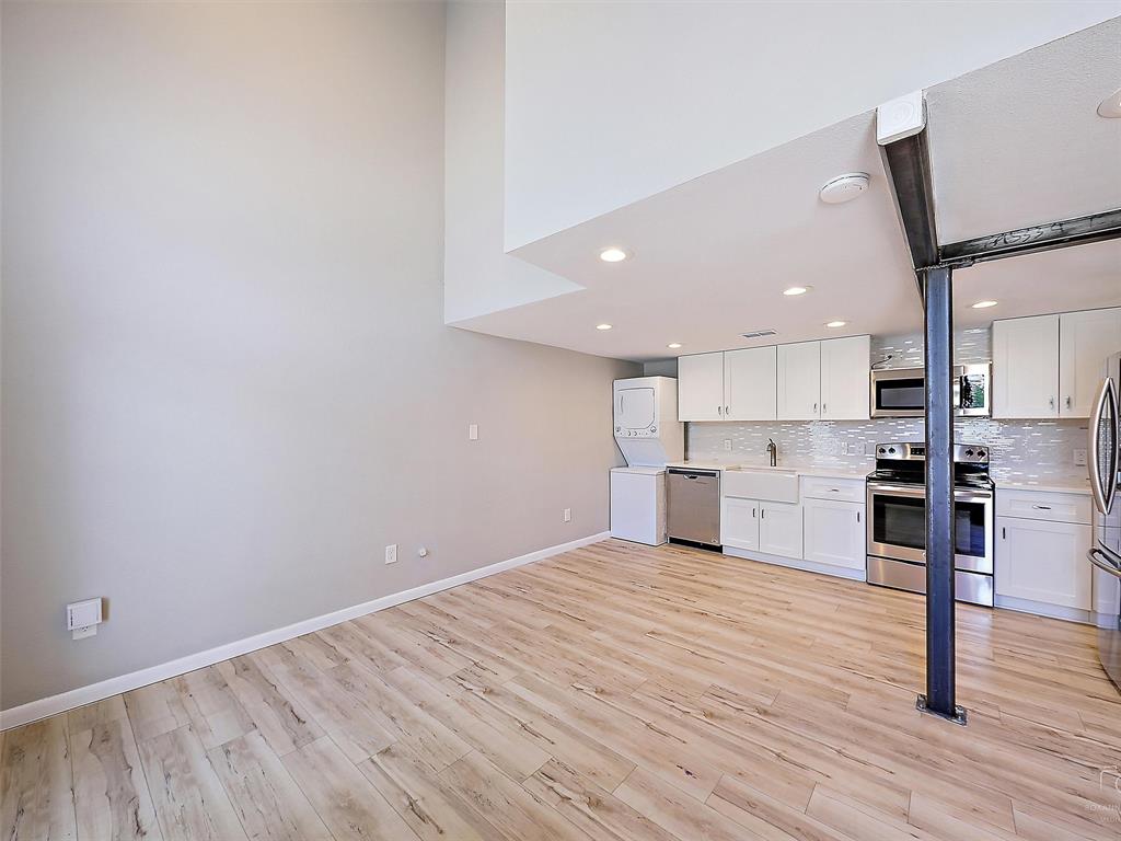 Air Park Dallas - Residential Lease