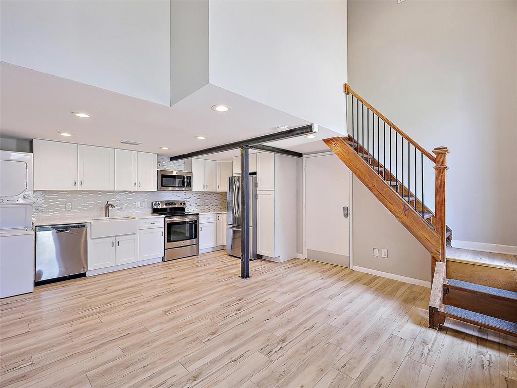 Air Park Dallas - Residential Lease