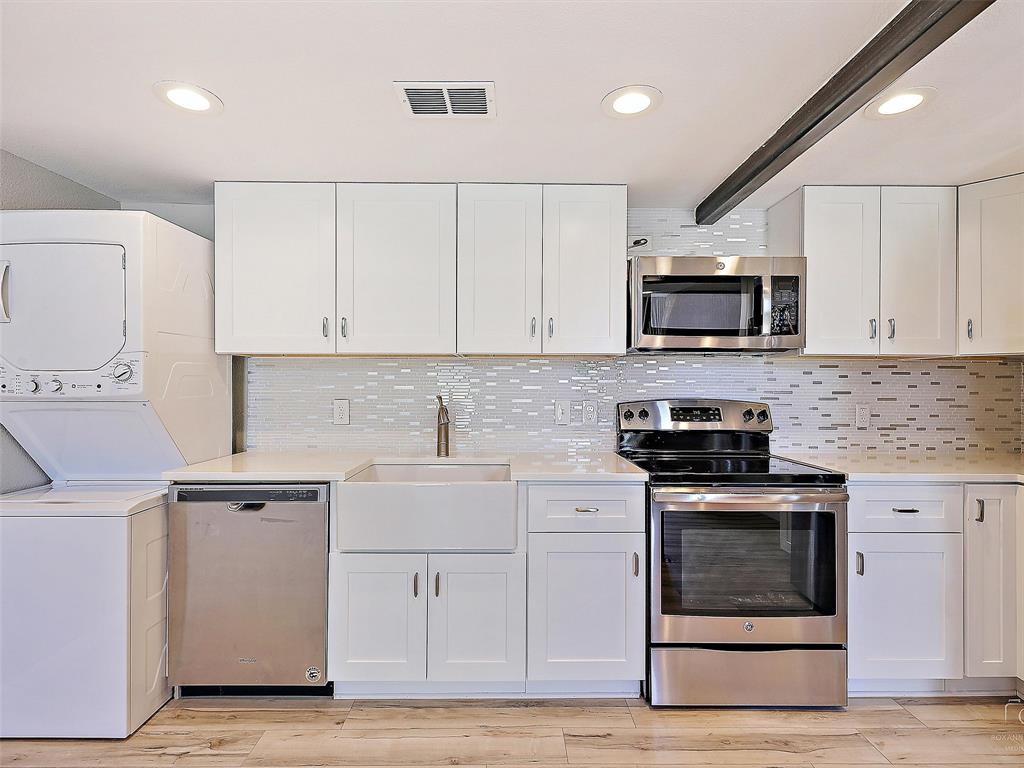 Air Park Dallas - Residential Lease