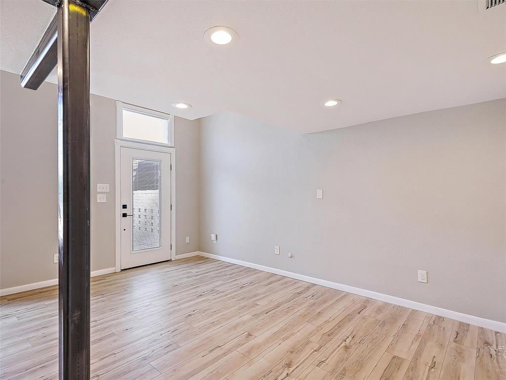 Air Park Dallas - Residential Lease