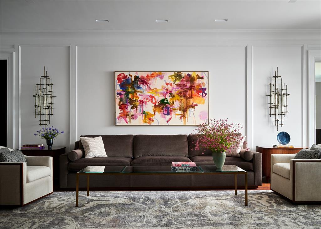 Residences Condo In Uptown - Residential