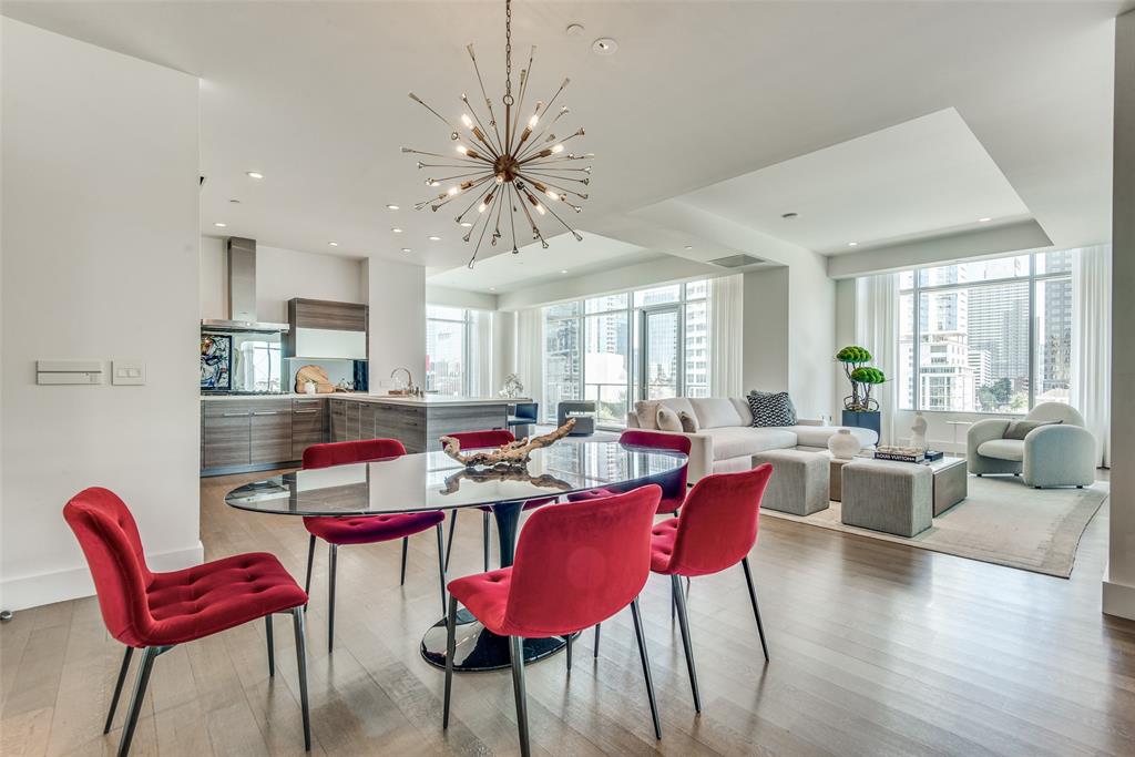 PARKSIDE CONDOMINIUM - Residential
