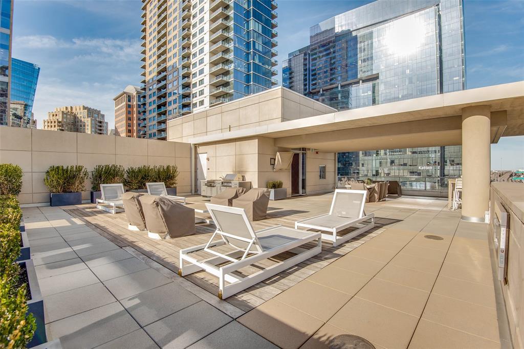 PARKSIDE CONDOMINIUM - Residential