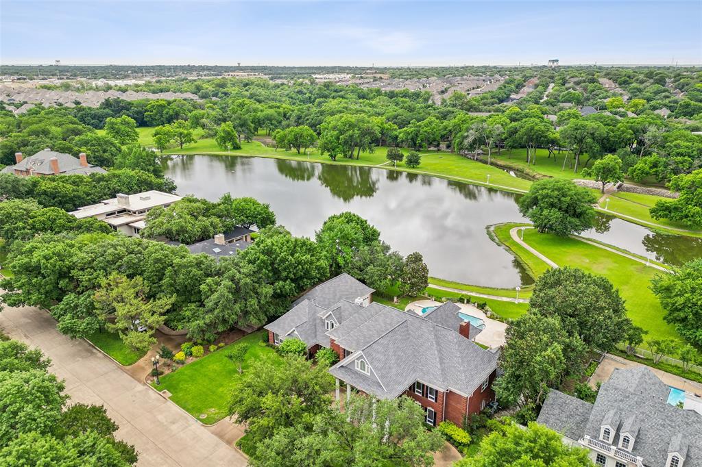 Woodland Hills Colleyville - Residential