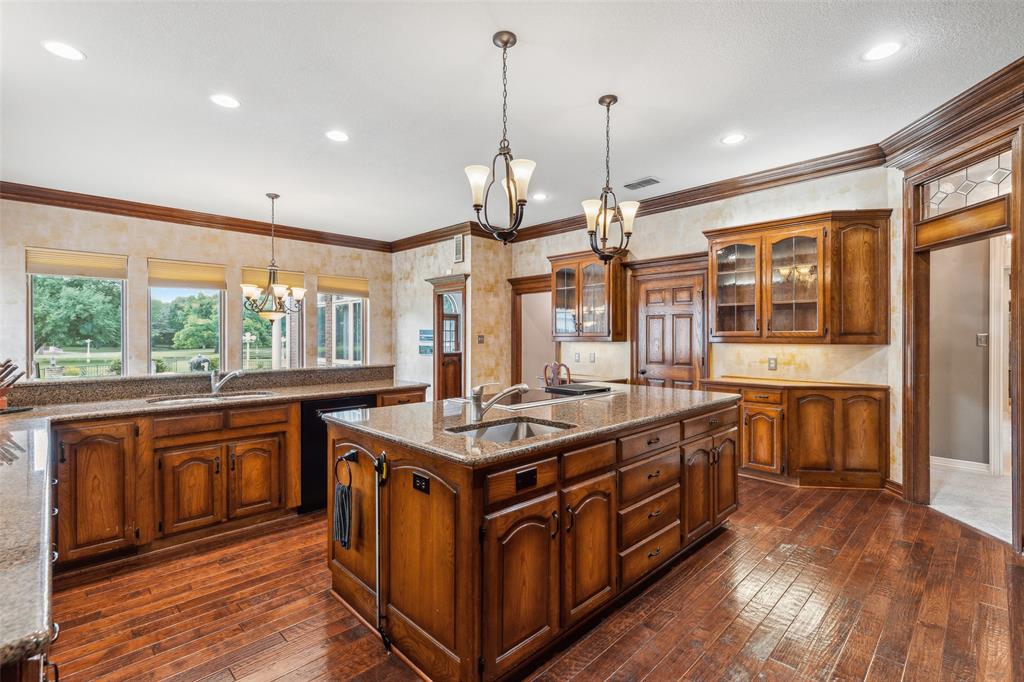 Woodland Hills Colleyville - Residential