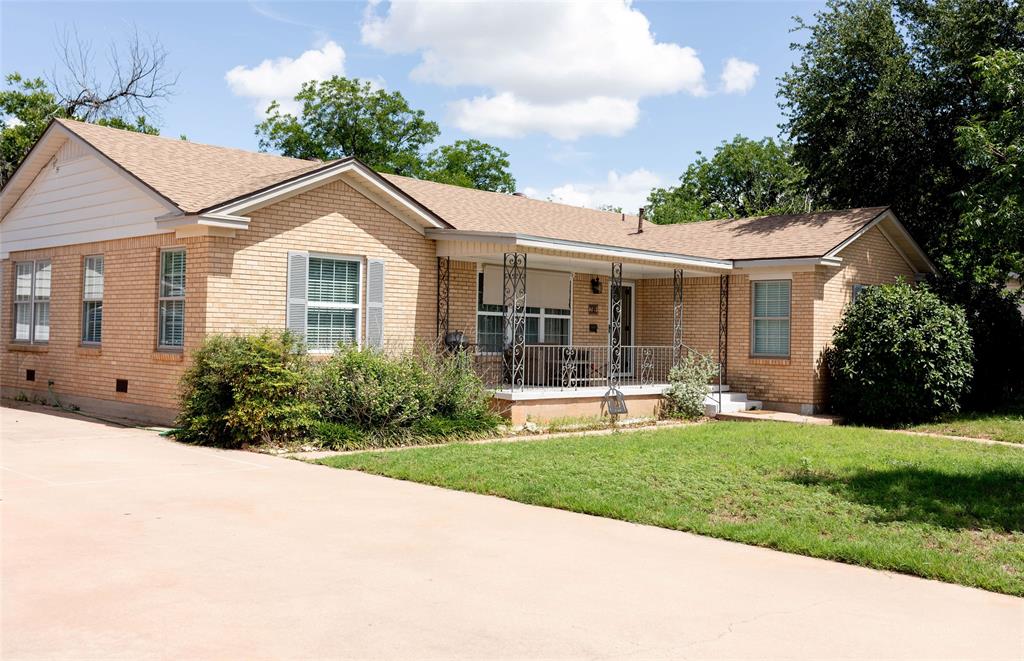 This beautiful home is ready for its next owner! Recently remodeled and move in ready. Spacious floor plan with large bedrooms, and ample storage. Luxury vinyl, Pergo Extreme Waterproof 20mil throughout entire home for durability and easy clean up. Kitchen was updated with dark stained cabinets, subway tile backsplash, quartz countertops, slide out spice rack, stainless appliances and large walk in pantry. Bathrooms are pristine! Living area focal point is the new gas fireplace. Enjoy your evenings under the gazebo. New Pex plumbing throughout. Electricity has been completely updated. Property runs to middle of the creek in backyard and IS NOT in a flood zone. This home is perfect for entertaining and has plenty of parking!