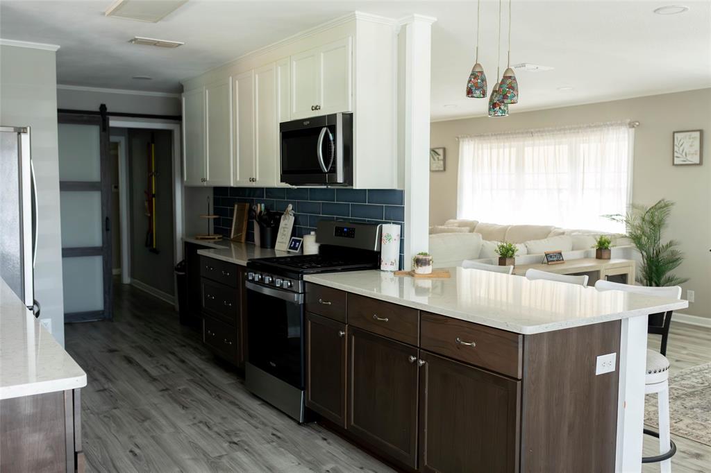 ELMWOOD WEST - Residential