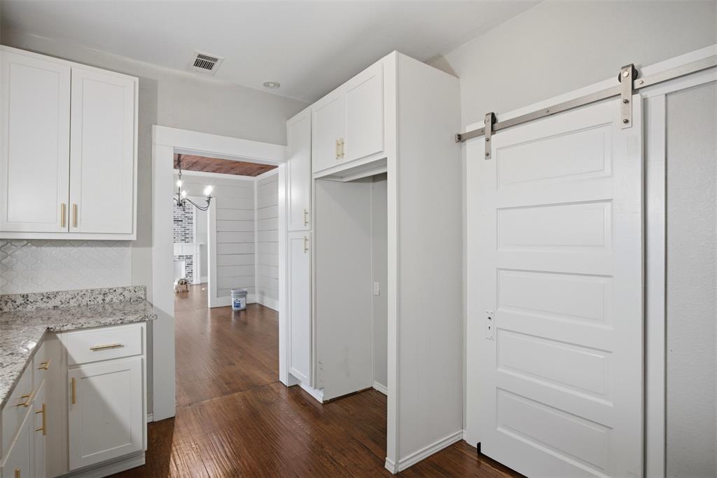 Ennis-Dvv - Residential