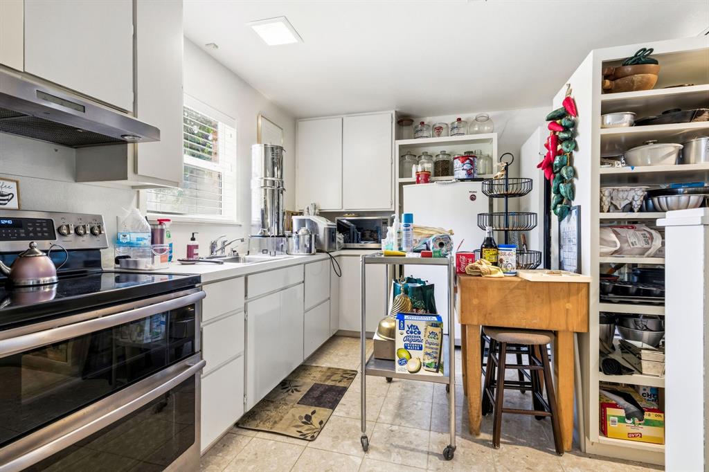 (118) HAYTER, FULWILER, SHIRLEY RD, ECT - Residential