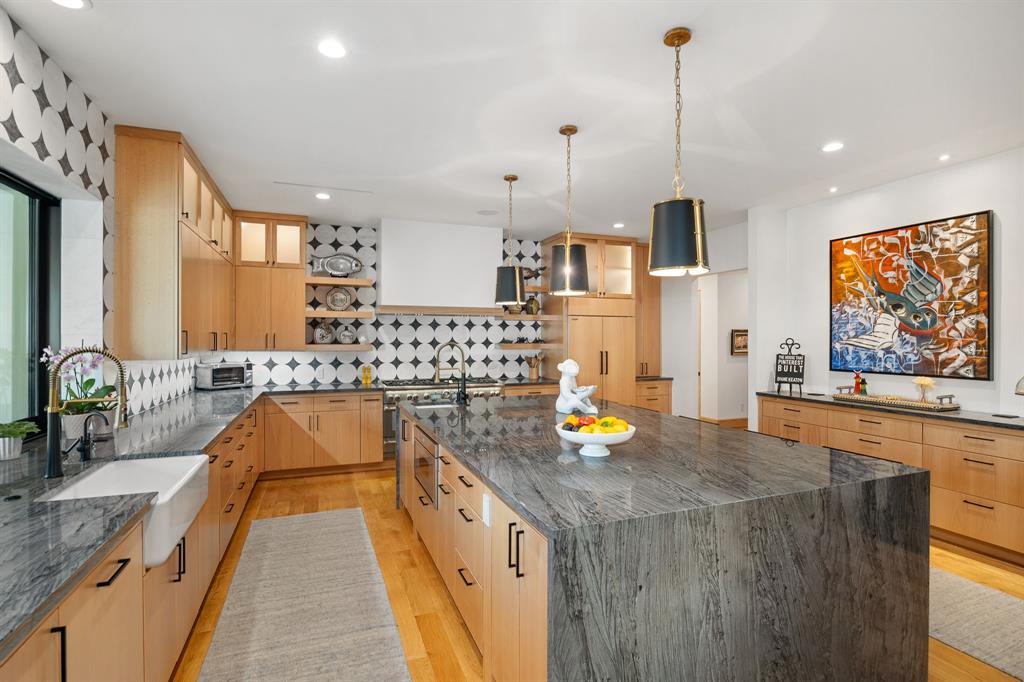 Lazy H Add - Residential