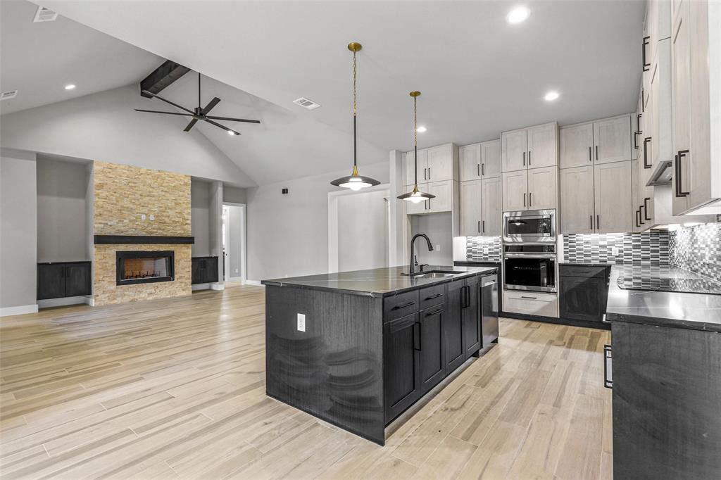 Glen Hollow Ranch Ph 2 - Residential