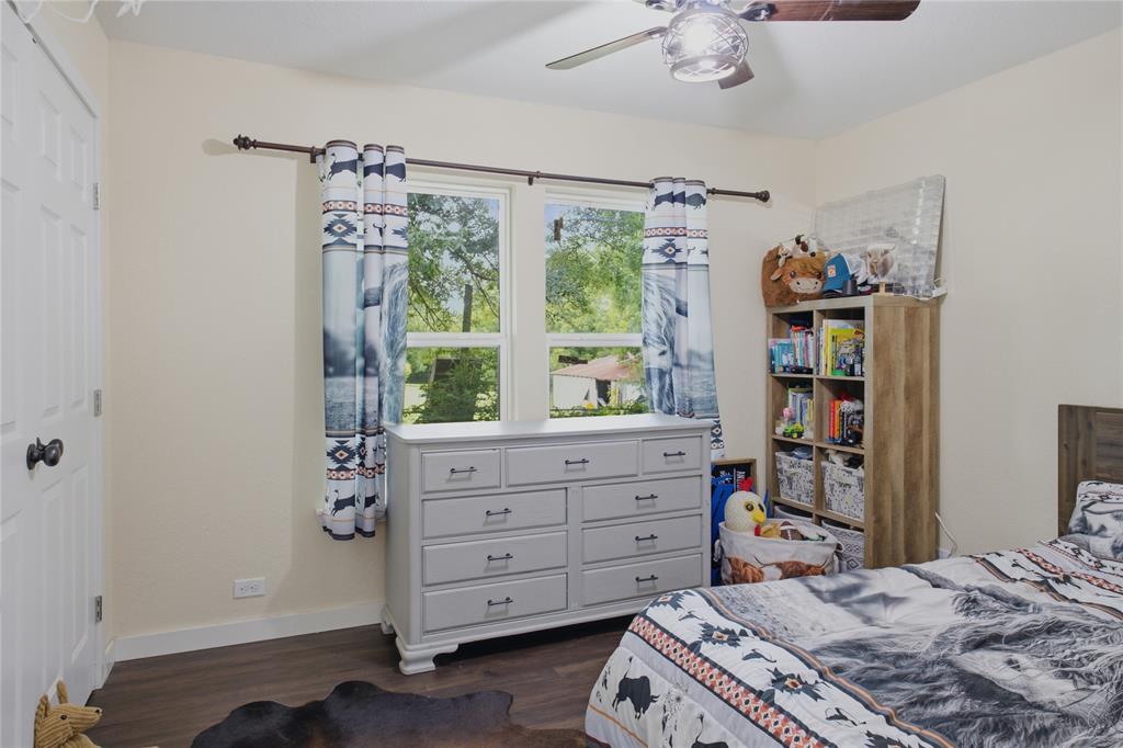 0292 J ROBERTSON - Residential