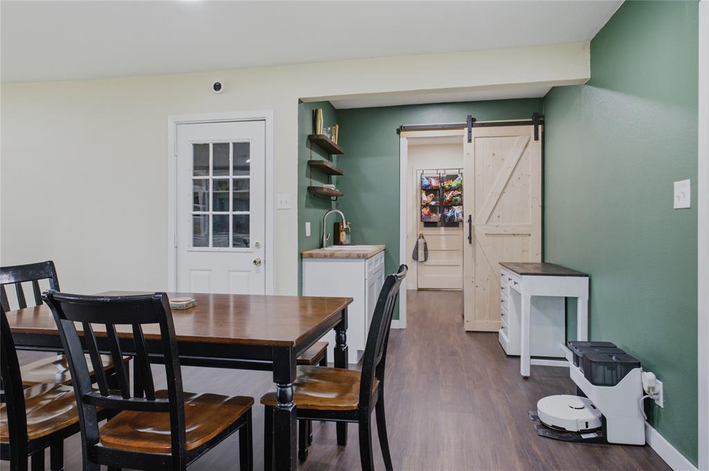 0292 J ROBERTSON - Residential