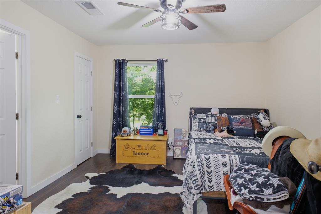 0292 J ROBERTSON - Residential