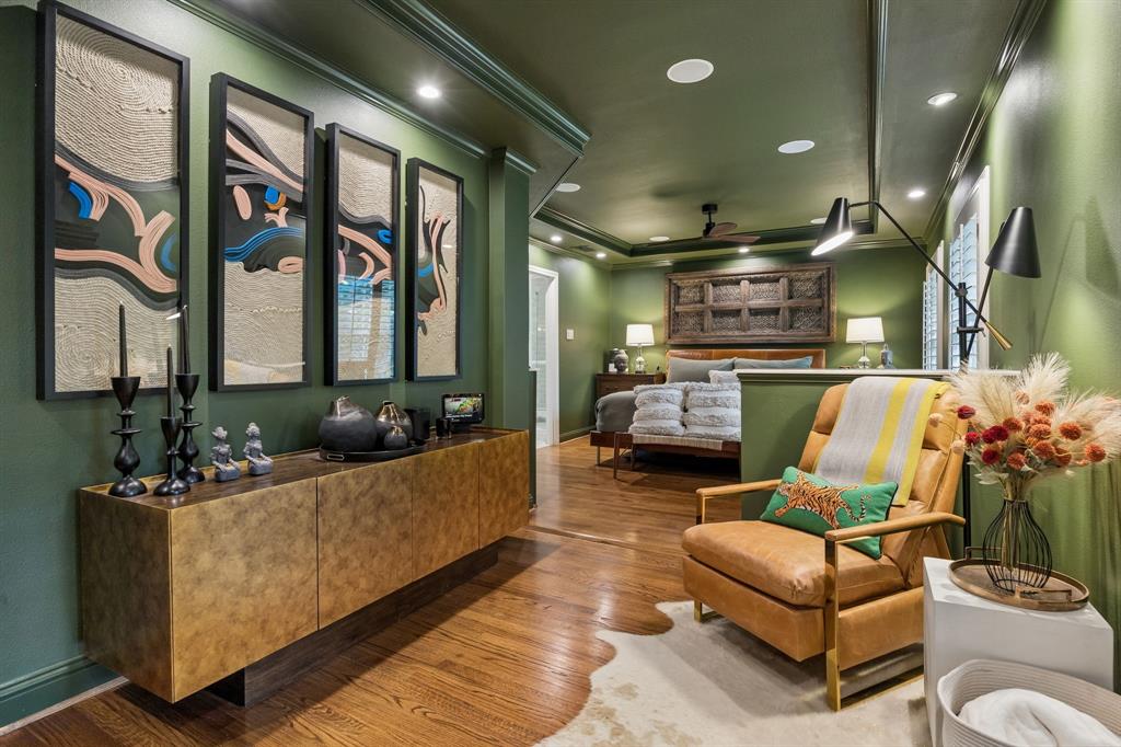 Country Club Estates - Residential