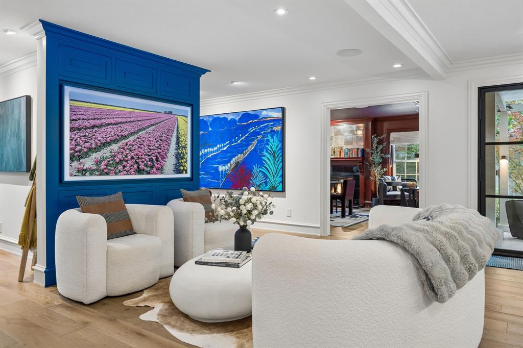 Country Club Estates - Residential