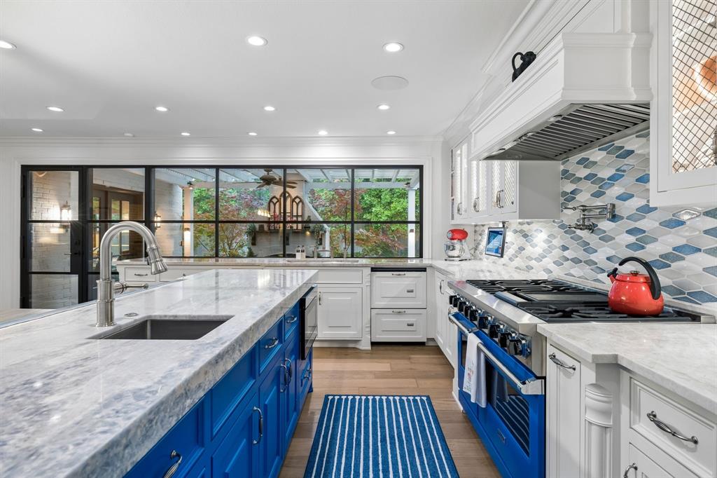 Country Club Estates - Residential