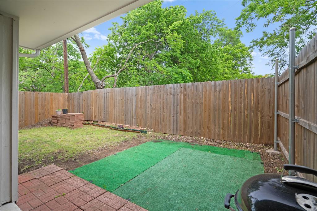 Graystone Twnhms - Residential